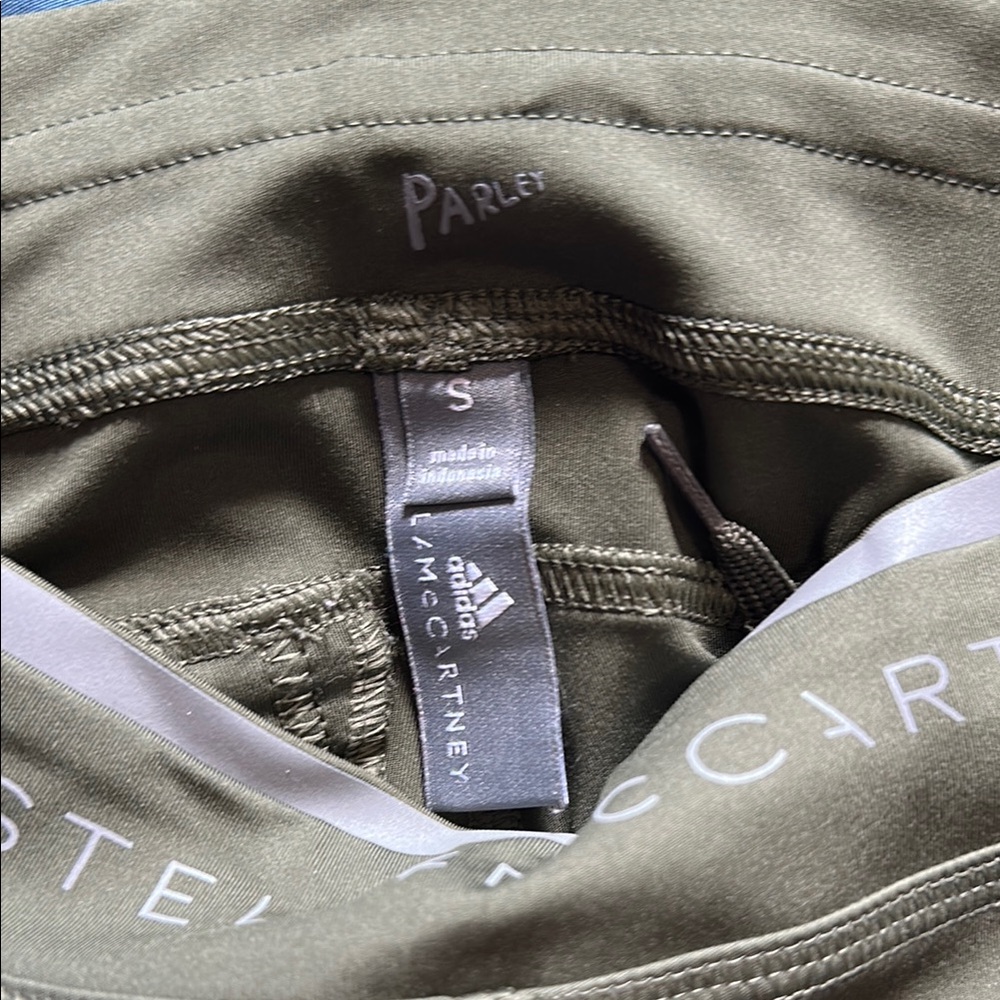 Adidas by Stella McCartney Run Long Tight in Dark Oak & Black - Picture 5 of 6